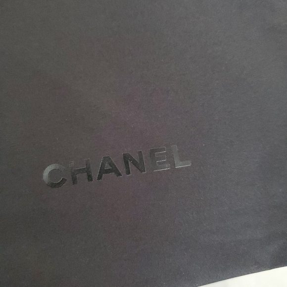 CHANEL Black Smooth Jewelry Dust Cover Travel Storage Pouch - Picture 2 of 8